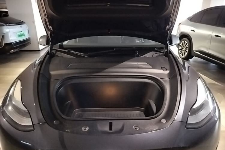Used Tesla Model Y 2024 Rear-Wheel-Drive Version Engine Bay
