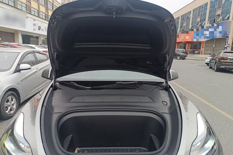 Used Tesla Model Y 2024 Rear-Wheel-Drive Version Engine Bay
