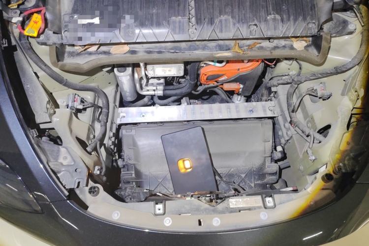 Used Tesla Model Y 2024 Rear-Wheel-Drive Version Engine Bay