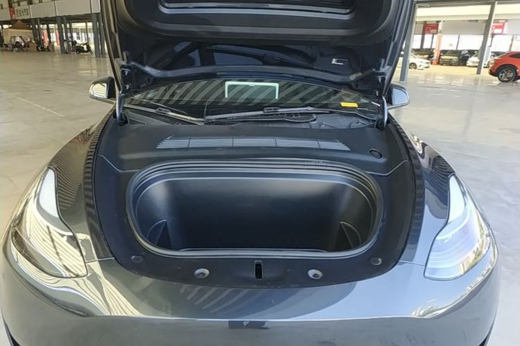 Used Tesla Model Y 2024 Rear-Wheel-Drive Version Engine Bay
