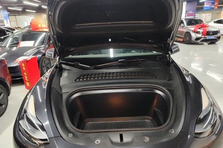 Used Tesla Model Y 2024 Rear-Wheel-Drive Version Engine Bay