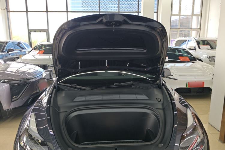 Used Tesla Model Y 2024 Rear-Wheel-Drive Version Engine Bay
