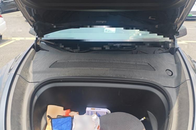 Used Tesla Model Y 2024 Rear-Wheel-Drive Version Engine Bay