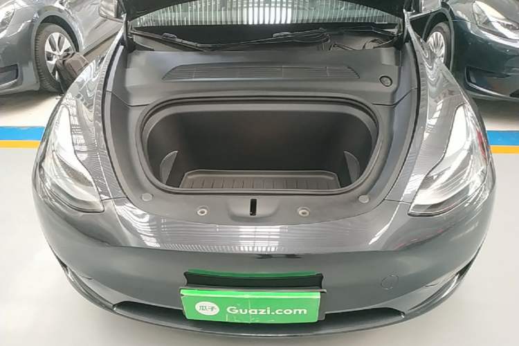 Used Tesla Model Y 2024 Rear-Wheel-Drive Version Engine Bay