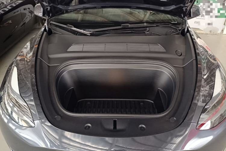 Used Tesla Model Y 2024 Rear-Wheel-Drive Version Engine Bay