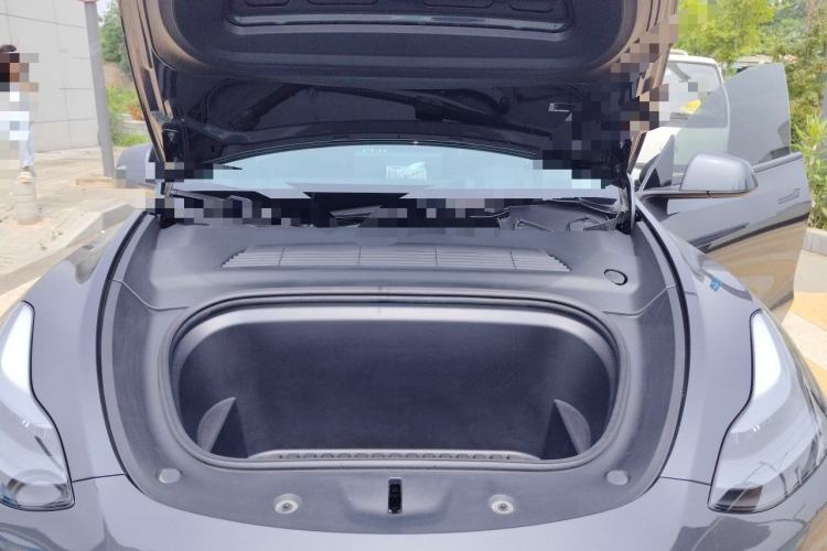 Used Tesla Model Y 2024 Rear-Wheel-Drive Version Engine Bay