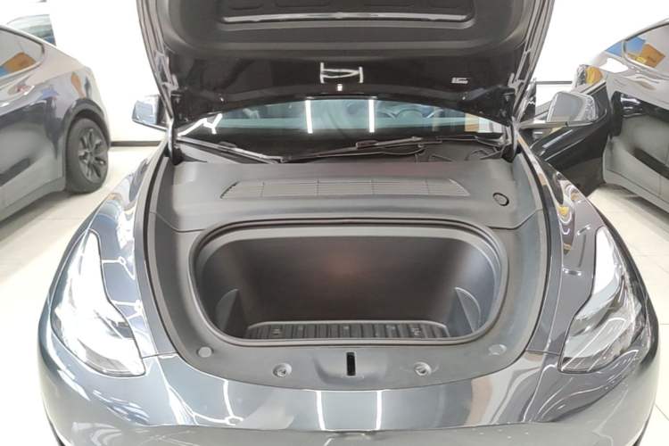 Used Tesla Model Y 2024 Long-Range All-Wheel-Drive Version Engine Bay