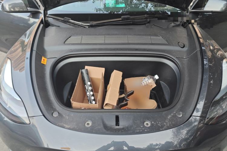 Used Tesla Model Y 2024 Rear-Wheel-Drive Version Engine Bay
