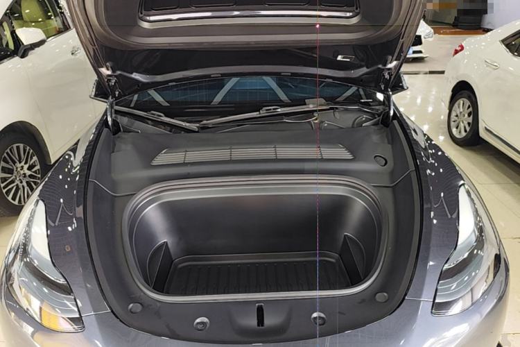 Used Tesla Model Y 2024 Rear-Wheel-Drive Version Engine Bay
