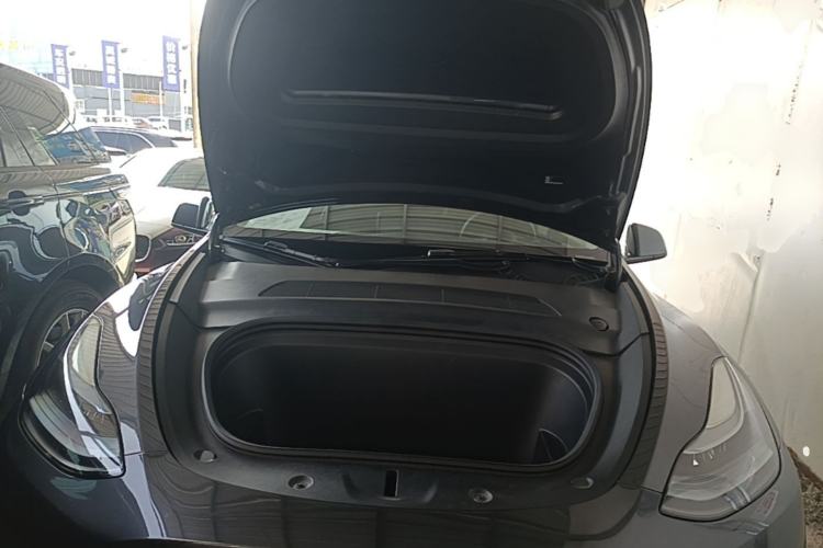 Used Tesla Model Y 2024 Rear-Wheel-Drive Version Engine Bay