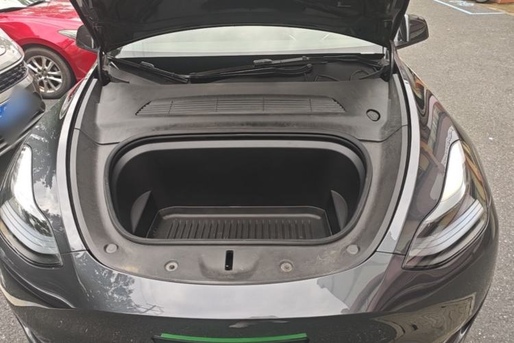 Used Tesla Model Y 2024 Rear-Wheel-Drive Version Engine Bay