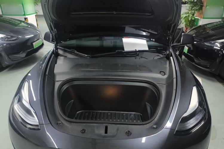 Used Tesla Model Y 2024 Rear-Wheel-Drive Version Engine Bay