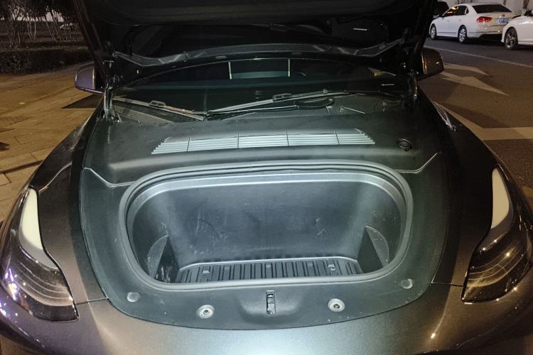 Used Tesla Model Y 2024 Rear-Wheel-Drive Version Engine Bay