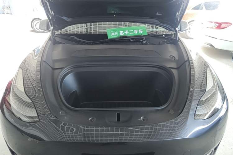 Used Tesla Model Y 2024 Rear-Wheel-Drive Version Engine Bay