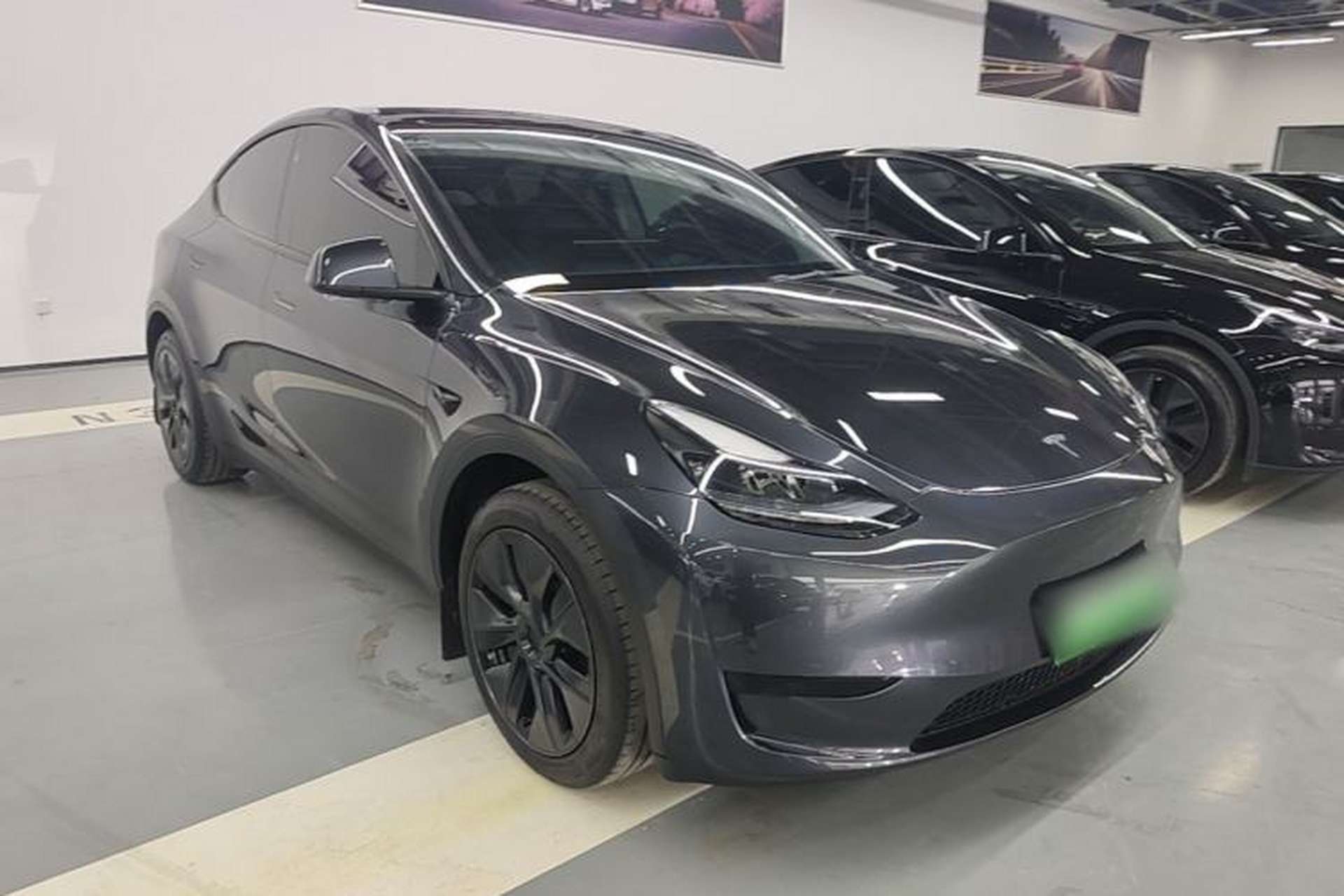 Used Tesla Model Y 2024 Rear-Wheel-Drive Version Exterior 1