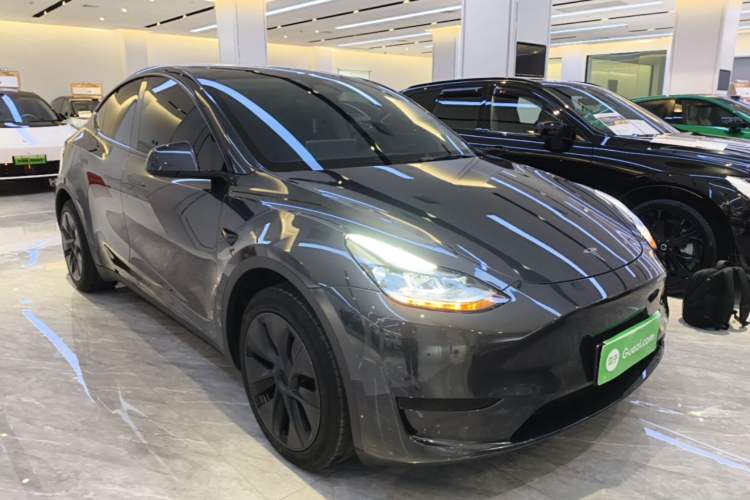 Used Tesla Model Y 2024 Rear-Wheel-Drive Version Exterior 1