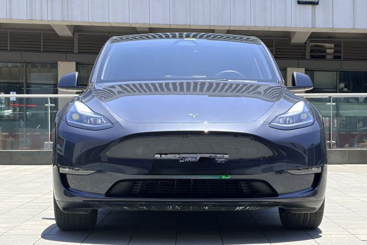 Used Tesla Model Y 2024 Long-Range All-Wheel-Drive Version Exterior 1