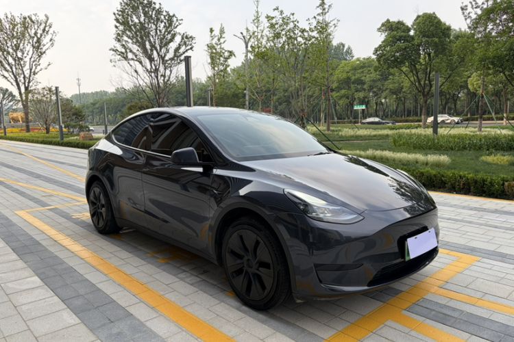 Used Tesla Model Y 2024 Rear-Wheel-Drive Version Exterior 1