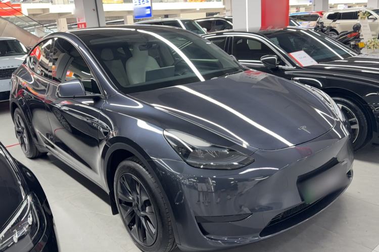 Used Tesla Model Y 2024 Rear-Wheel-Drive Version Exterior 2