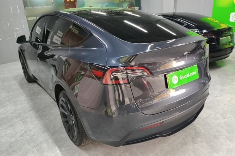 Used Tesla Model Y 2024 Long-Range All-Wheel-Drive Version Exterior 2
