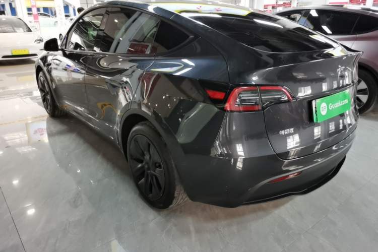 Used Tesla Model Y 2024 Rear-Wheel-Drive Version Exterior 2