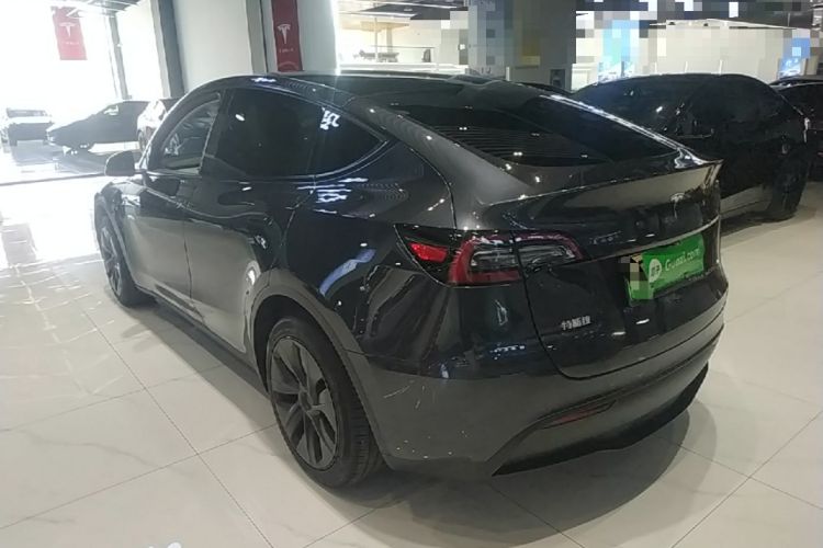 Used Tesla Model Y 2024 Rear-Wheel-Drive Version Exterior 2