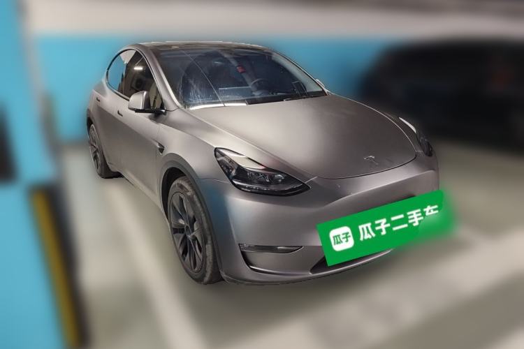 Used Tesla Model Y 2024 Long-Range All-Wheel-Drive Version Exterior 2