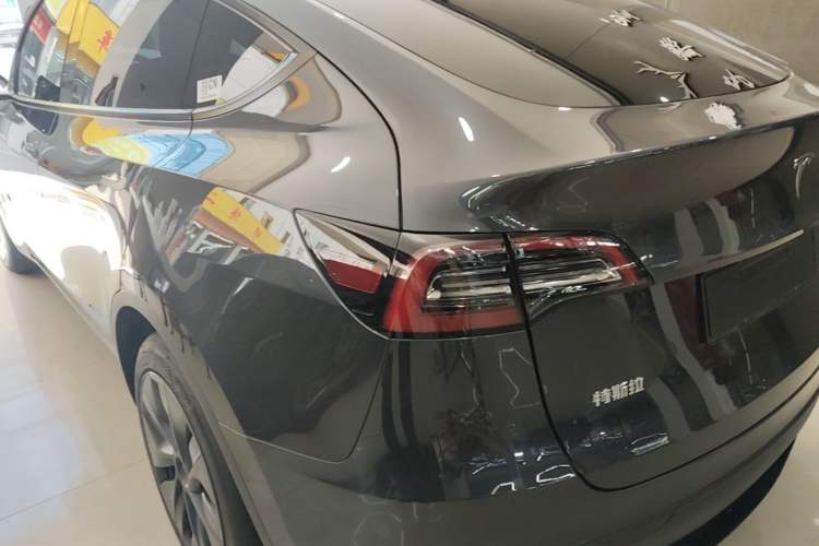 Used Tesla Model Y 2024 Rear-Wheel-Drive Version Exterior 2