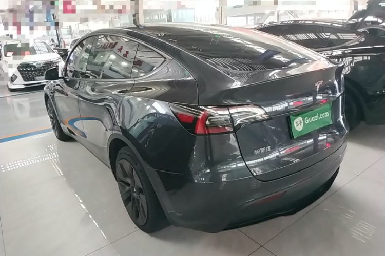 Used Tesla Model Y 2024 Rear-Wheel-Drive Version Exterior 2