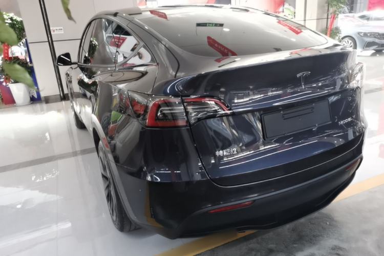Used Tesla Model Y 2024 Rear-Wheel-Drive Version Exterior 2
