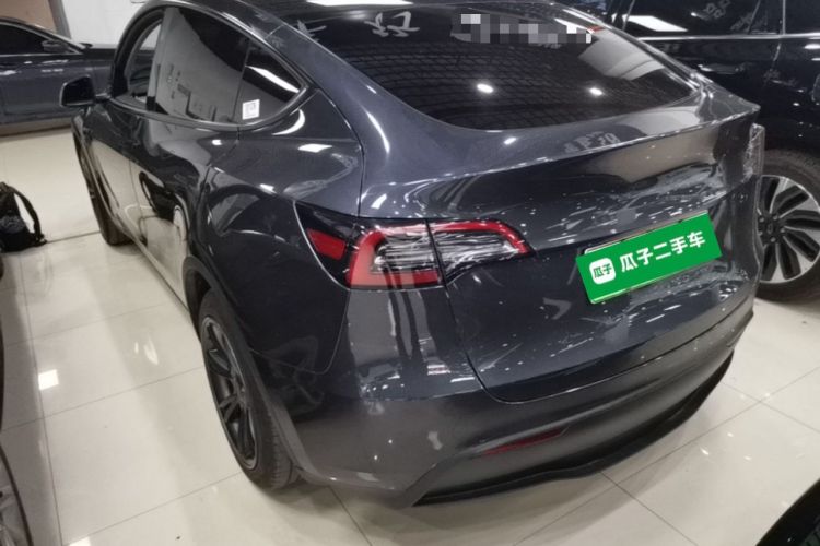 Used Tesla Model Y 2024 Rear-Wheel-Drive Version Exterior 2