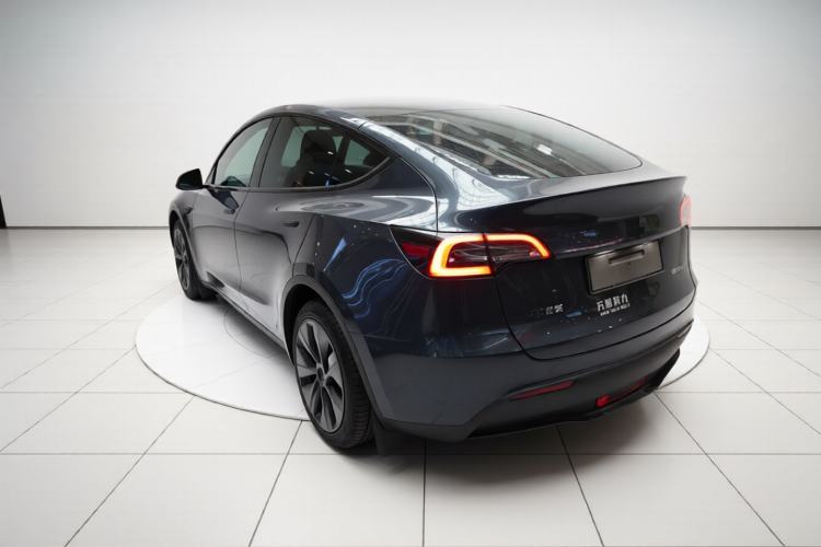 Used Tesla Model Y 2024 Rear-Wheel-Drive Version Exterior 2
