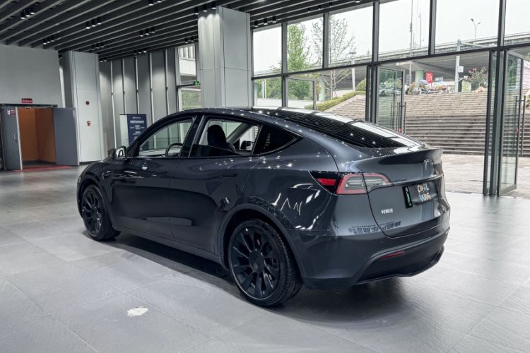 Used Tesla Model Y 2024 Rear-Wheel-Drive Version Exterior 2