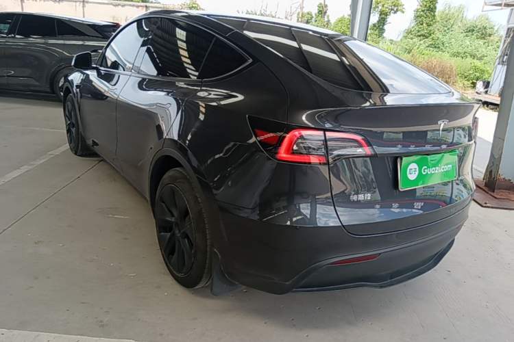 Used Tesla Model Y 2024 Rear-Wheel-Drive Version Exterior 2