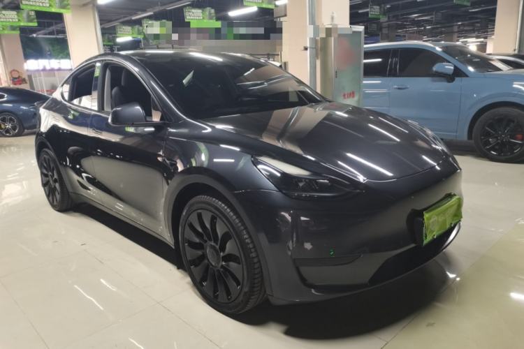 Used Tesla Model Y 2024 Rear-Wheel-Drive Version Exterior 2
