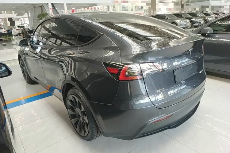 Used Tesla Model Y 2024 Rear-Wheel-Drive Version Exterior 2
