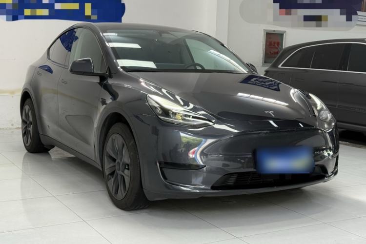 Used Tesla Model Y 2024 Rear-Wheel-Drive Version Exterior 2