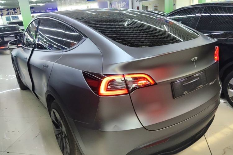 Used Tesla Model Y 2024 Rear-Wheel-Drive Version Exterior 2