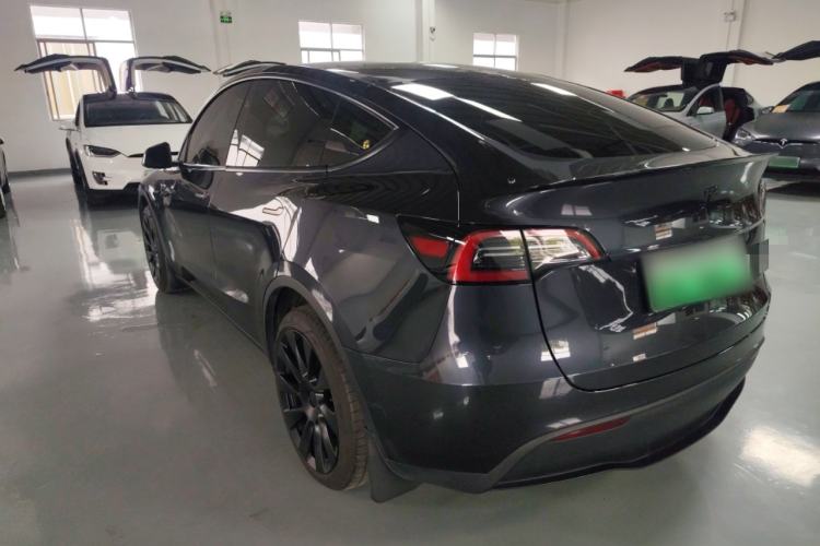 Used Tesla Model Y 2024 Long-Range All-Wheel-Drive Version Exterior 2