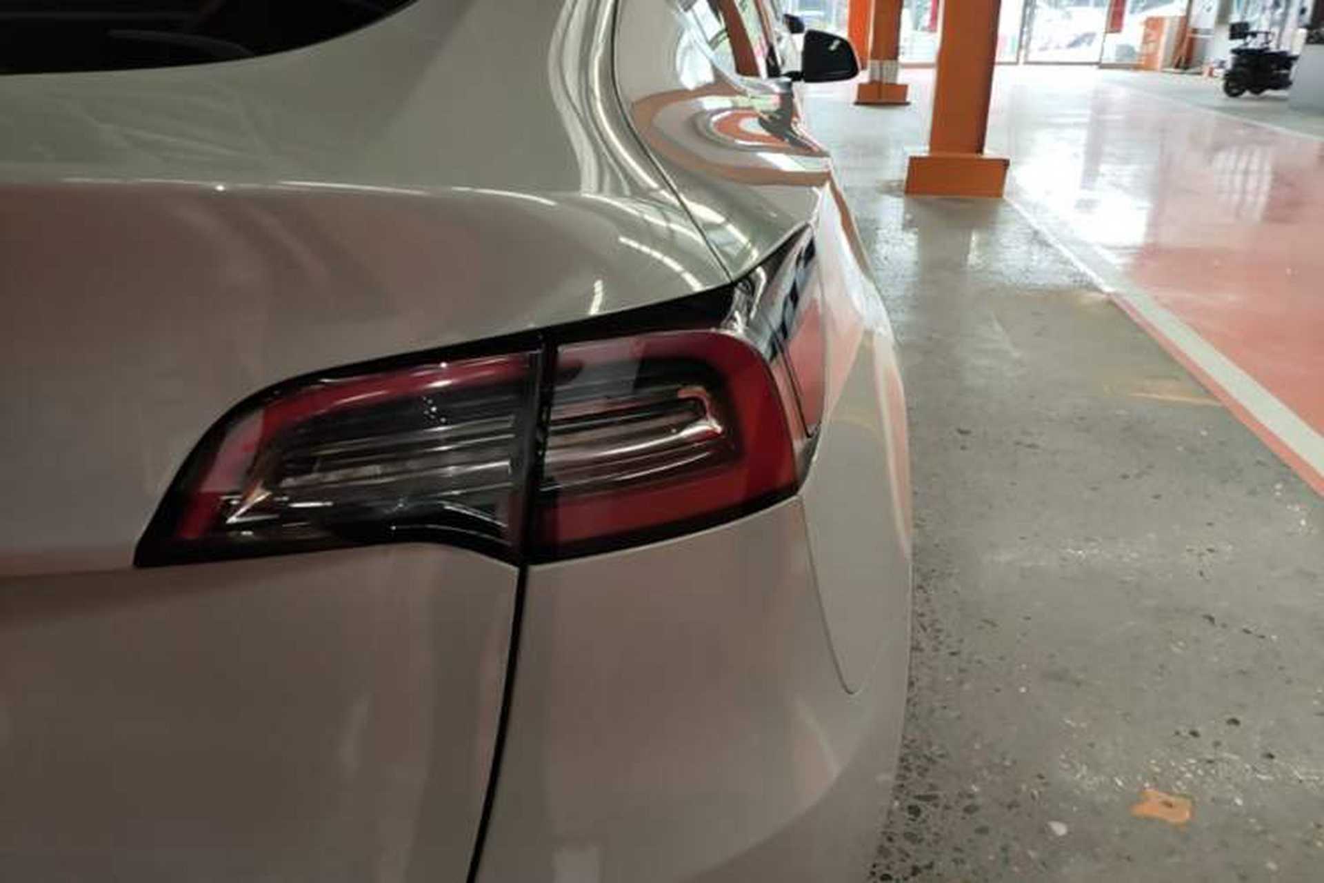 Used Tesla Model Y 2024 Rear-Wheel-Drive Version Exterior 3