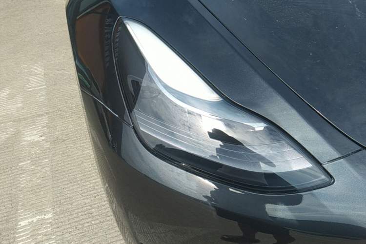 Used Tesla Model Y 2024 Rear-Wheel-Drive Version Exterior 3