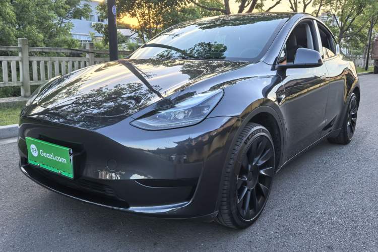 Used Tesla Model Y 2024 Rear-Wheel-Drive Version Exterior 3