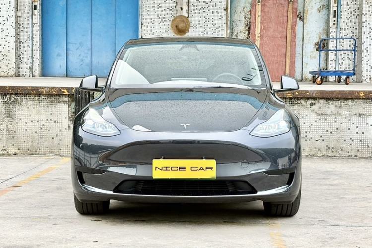 Used Tesla Model Y 2024 Rear-Wheel-Drive Version Exterior 3