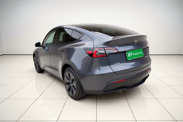 Used Tesla Model Y 2024 Rear-Wheel-Drive Version Exterior 3
