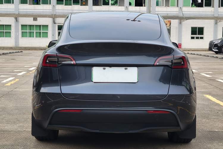 Used Tesla Model Y 2024 Rear-Wheel-Drive Version Exterior 3