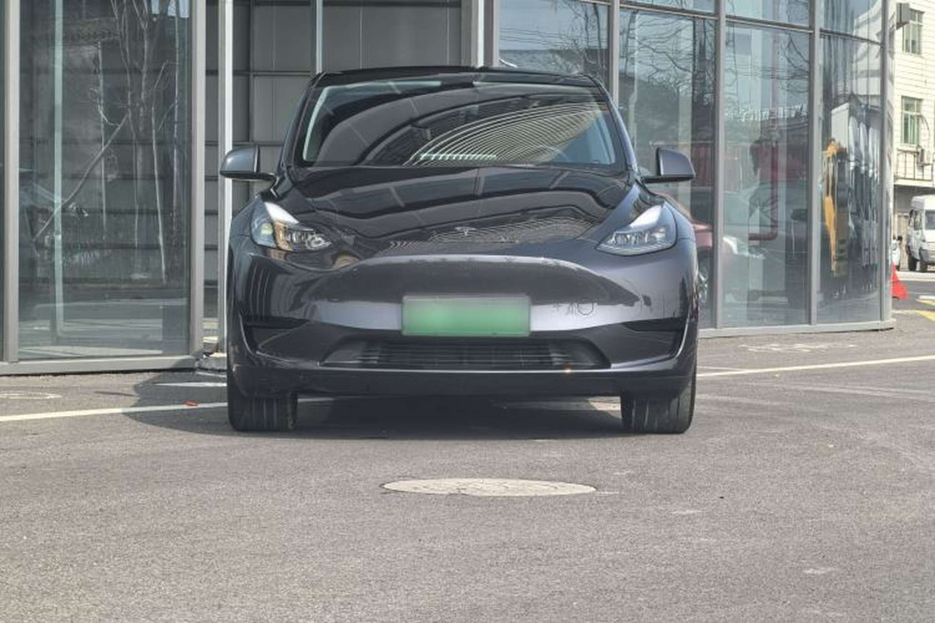 Used Tesla Model Y 2024 Rear-Wheel-Drive Version Exterior 3