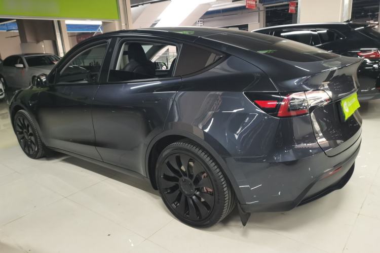 Used Tesla Model Y 2024 Rear-Wheel-Drive Version Exterior 3