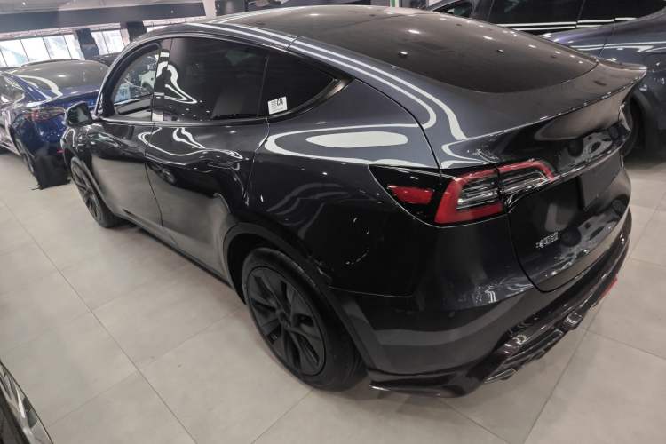 Used Tesla Model Y 2024 Rear-Wheel-Drive Version Exterior 3