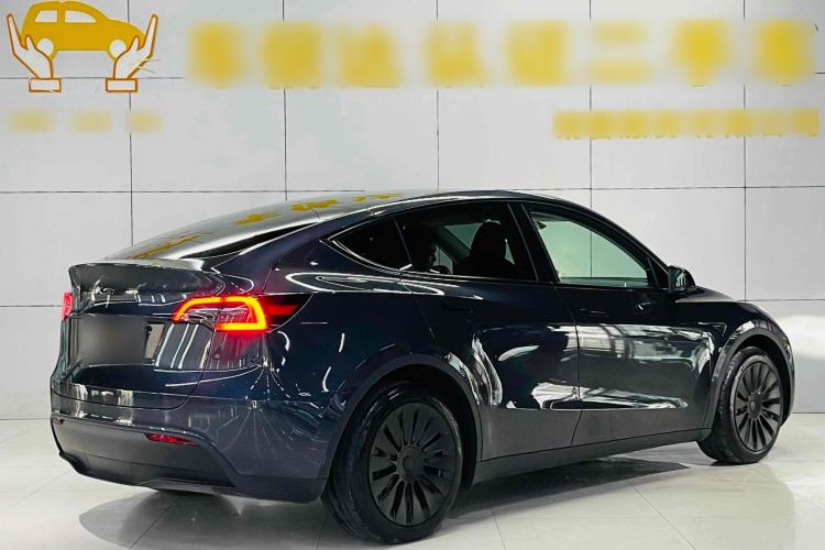 Used Tesla Model Y 2024 Rear-Wheel-Drive Version Exterior 4