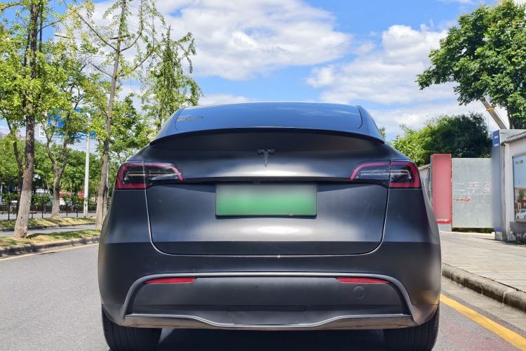 Used Tesla Model Y 2024 Rear-Wheel-Drive Version Exterior 4